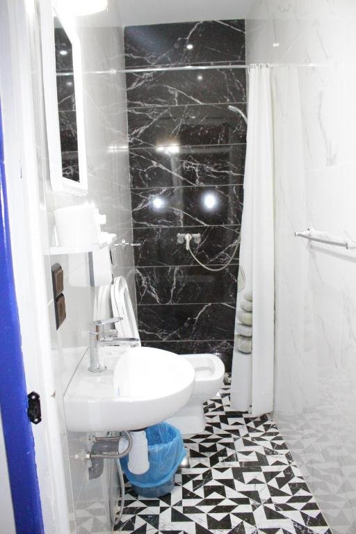 El Boussouni Hostel